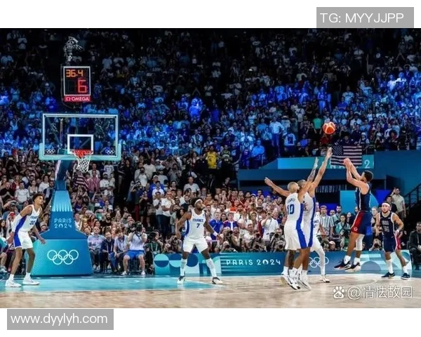 库里荣获月度最佳球员，实至名归